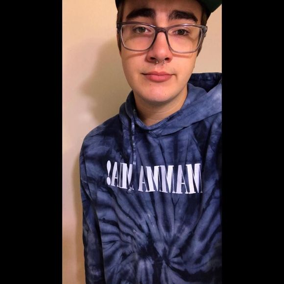 Meet your Posher, Jaden - Picture 1 of 1